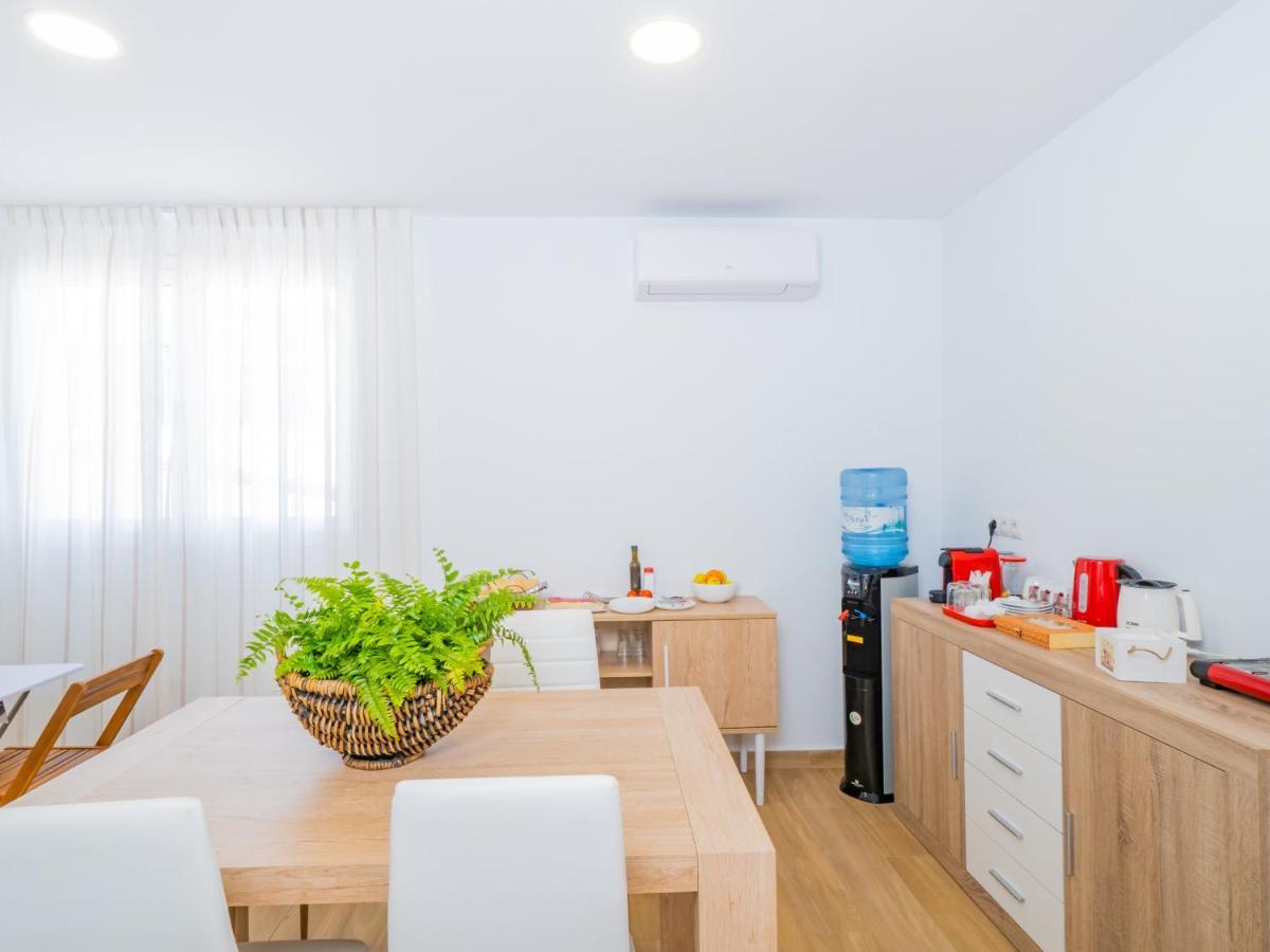 Cubo'S Hostal William'S Sunny 5 With Breakfast 토레 데 베나갈본 외부 사진